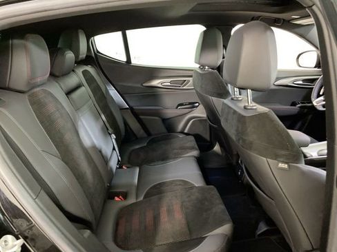 Used 2024 Alfa Romeo Tonale Veloce image 31