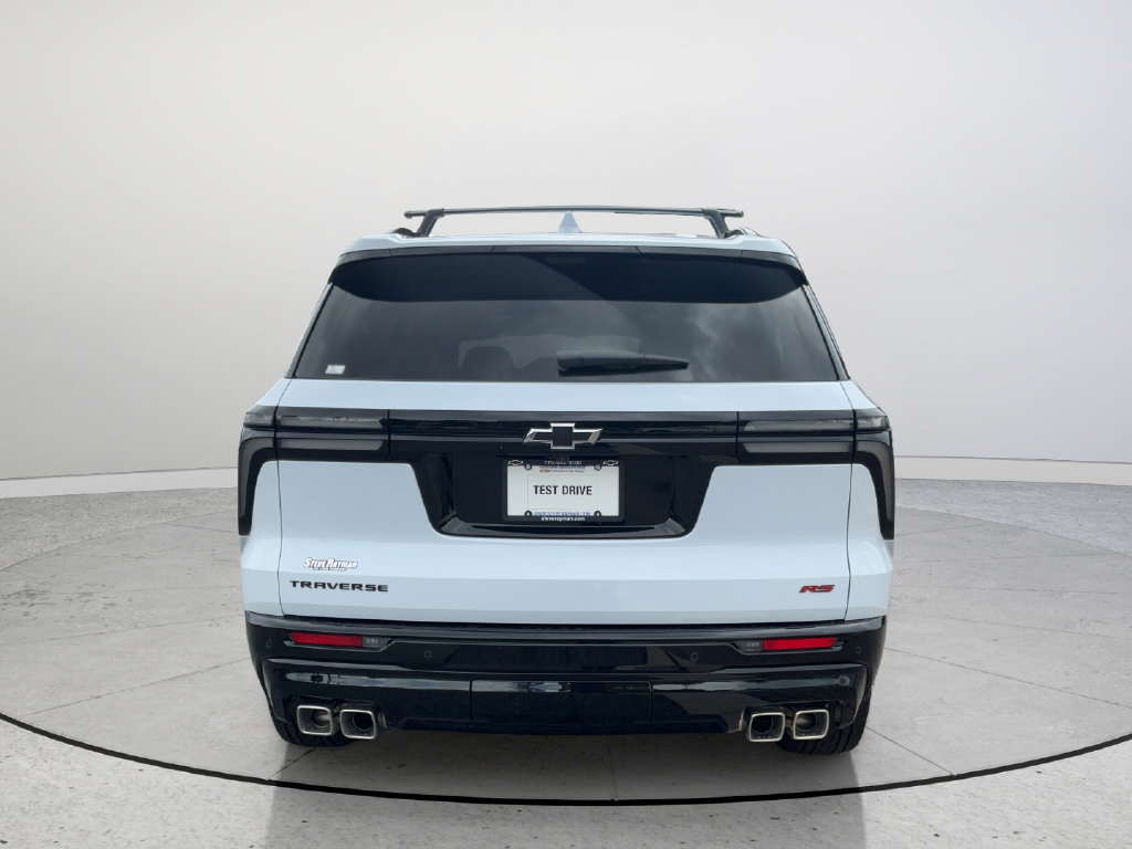 New 2026 Chevrolet Traverse RS w/ LPO, Floor Liner Package FWD image 6