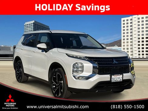 Used 2022 Mitsubishi Outlander ES image 1