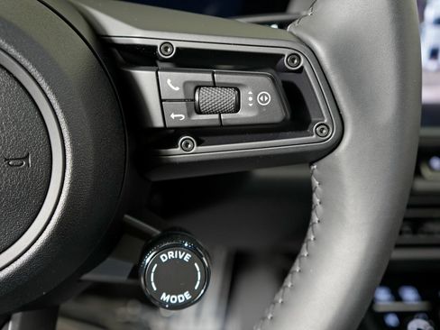 Certified 2026 Porsche 911 Carrera T image 28