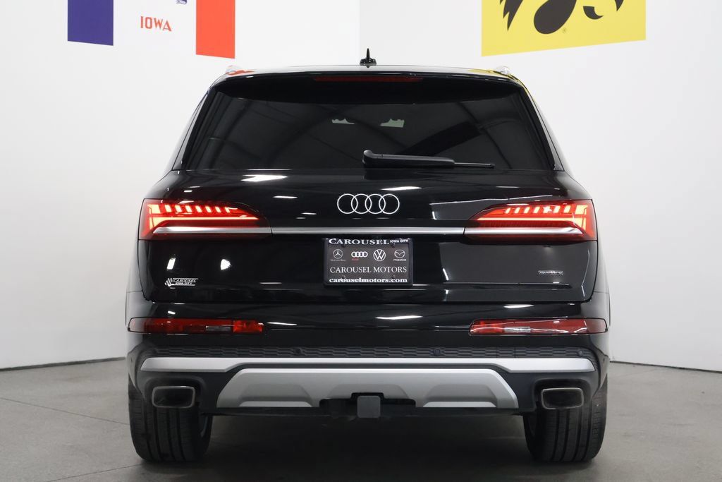 Used 2025 Audi Q7 3.0T Premium w/ Convenience Package AWD/4WD image 11