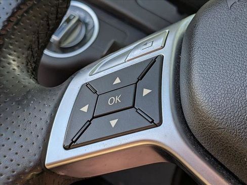 Used 2014 Mercedes-Benz C 350 Sport image 12