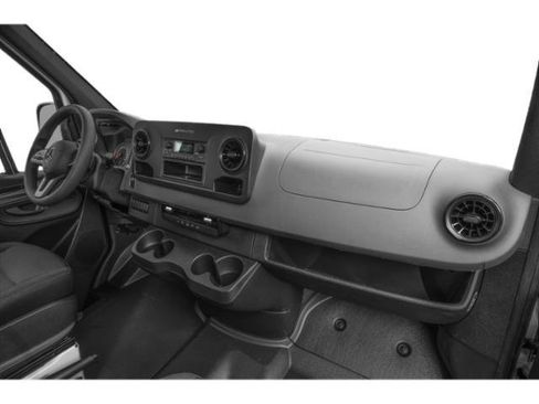 Used 2024 Mercedes-Benz Sprinter 2500 image 12