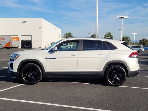 New 2026 Volkswagen Atlas Cross Sport SE AWD/4WD image 8