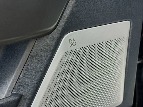 Used 2025 Ford F150 Lariat w/ Equipment Group 502A High image 20