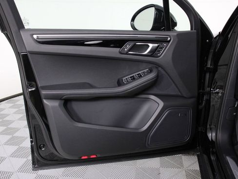 New 2026 Porsche Macan S AWD/4WD image 21