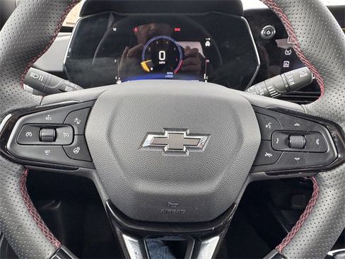 Certified 2025 Chevrolet Trax RS w/ Driver Confidence Package image 19