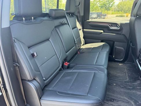 Used 2024 GMC Sierra 3500 Denali w/ Denali Reserve Package AWD/4WD image 14