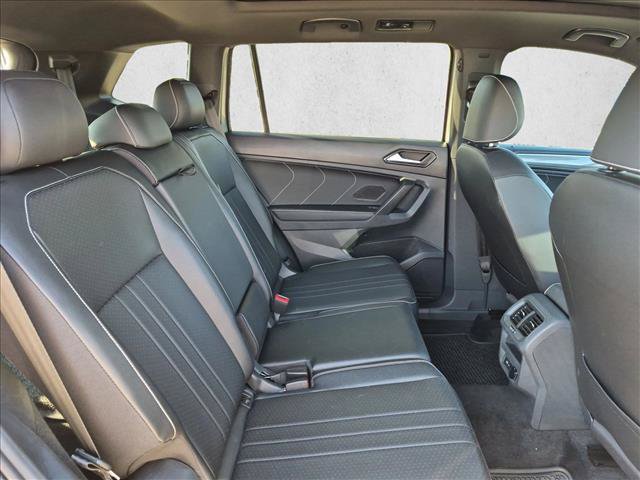 Used 2023 Volkswagen Tiguan SE R-Line FWD image 20
