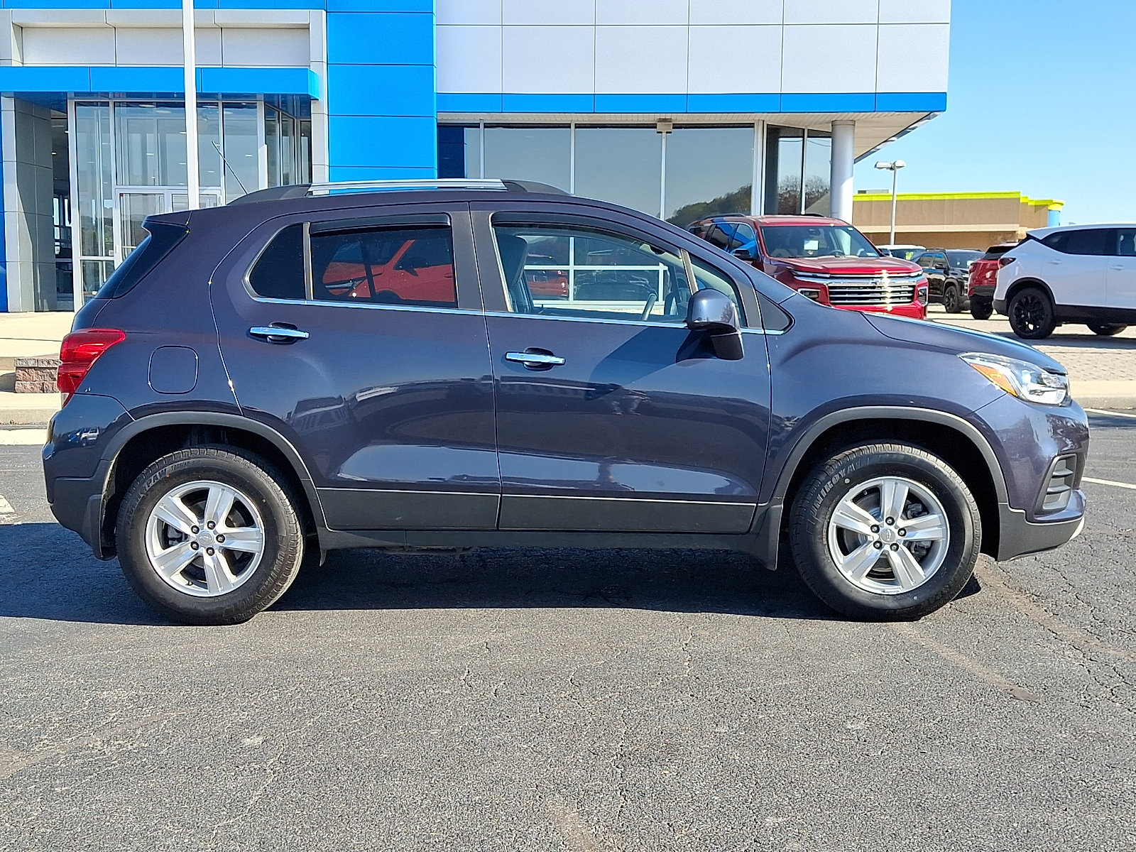 Used 2018 Chevrolet Trax LT w/ LT Convenience Package AWD/4WD image 7