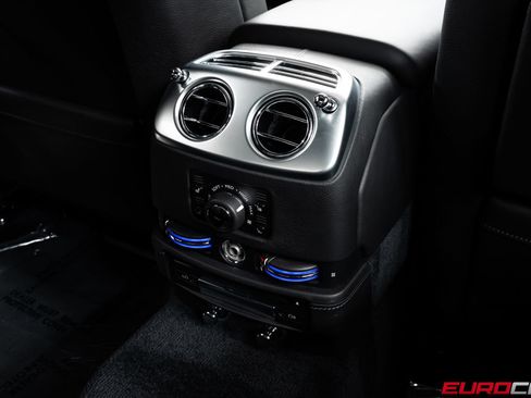 Used 2014 Rolls-Royce Ghost RWD image 42