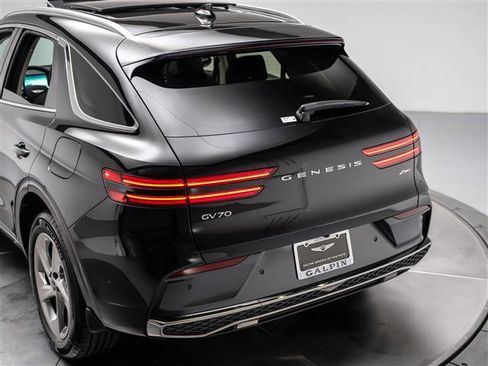 New 2026 Genesis GV70 2.5T Advanced image 31