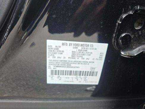 Used 2025 Ford Explorer ST AWD/4WD image 21