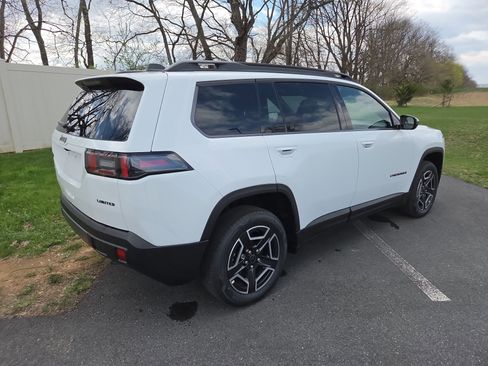 New 2026 Jeep Cherokee Limited AWD/4WD image 16