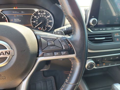 Used 2019 Nissan Altima 2.5 SR w/ SR Premium Package FWD image 21