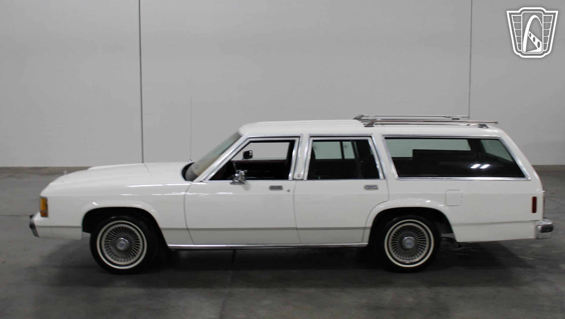 Used 1988 Ford LTD Country Squire RWD image 4