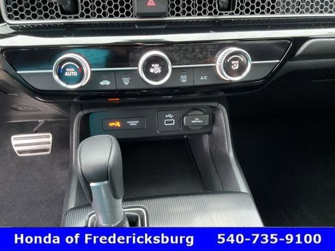 Used 2024 Honda Civic Sport image 34