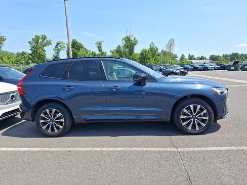 Used 2024 Volvo XC60 B5 Core w/ Protection Package Premier AWD/4WD image 7