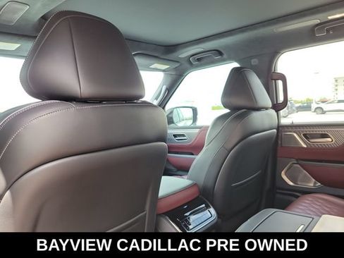 Used 2025 INFINITI QX80 Autograph w/ Autograph Exterior Package AWD/4WD image 18