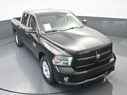 Used 2018 RAM 1500 Express image 49