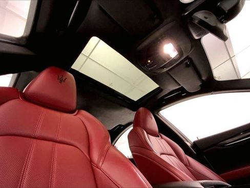 Used 2021 Maserati Ghibli S GranSport Q4 image 26