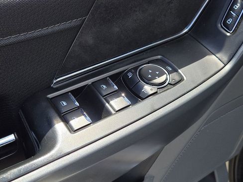 Used 2024 Ford F150 XLT w/ Mobile Office Package image 21