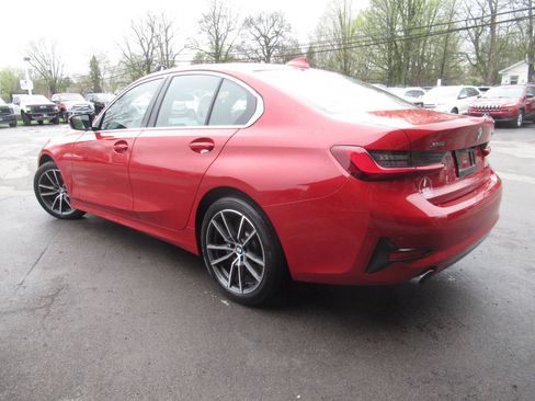 Used 2022 BMW 330i xDrive Sedan w/ Premium Package AWD/4WD image 16