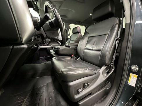 Used 2018 Chevrolet Silverado 1500 LT w/ All Star Edition image 9