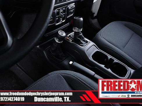 New 2026 Jeep Gladiator Sport AWD/4WD image 35