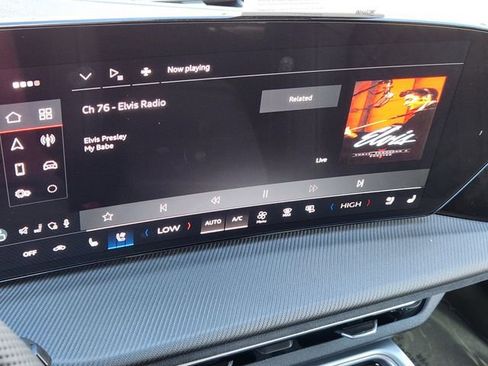 New 2025 Audi SQ5 Prestige image 15