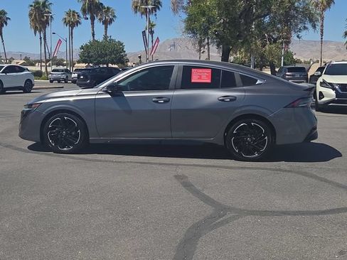 Certified 2026 Nissan Sentra SR w/ Floor Mat Package FWD image 15