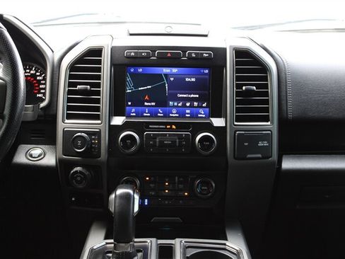 Used 2019 Ford F150 Raptor w/ Equipment Group 802A Luxury AWD/4WD image 23