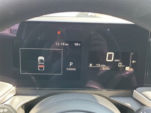 New 2025 Nissan Kicks S image 7