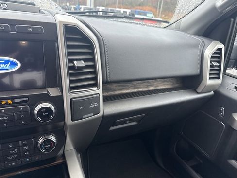 Used 2019 Ford F150 Lariat w/ Equipment Group 502A Luxury image 11