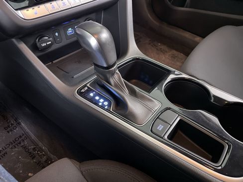 Used 2018 Hyundai Sonata SEL image 18