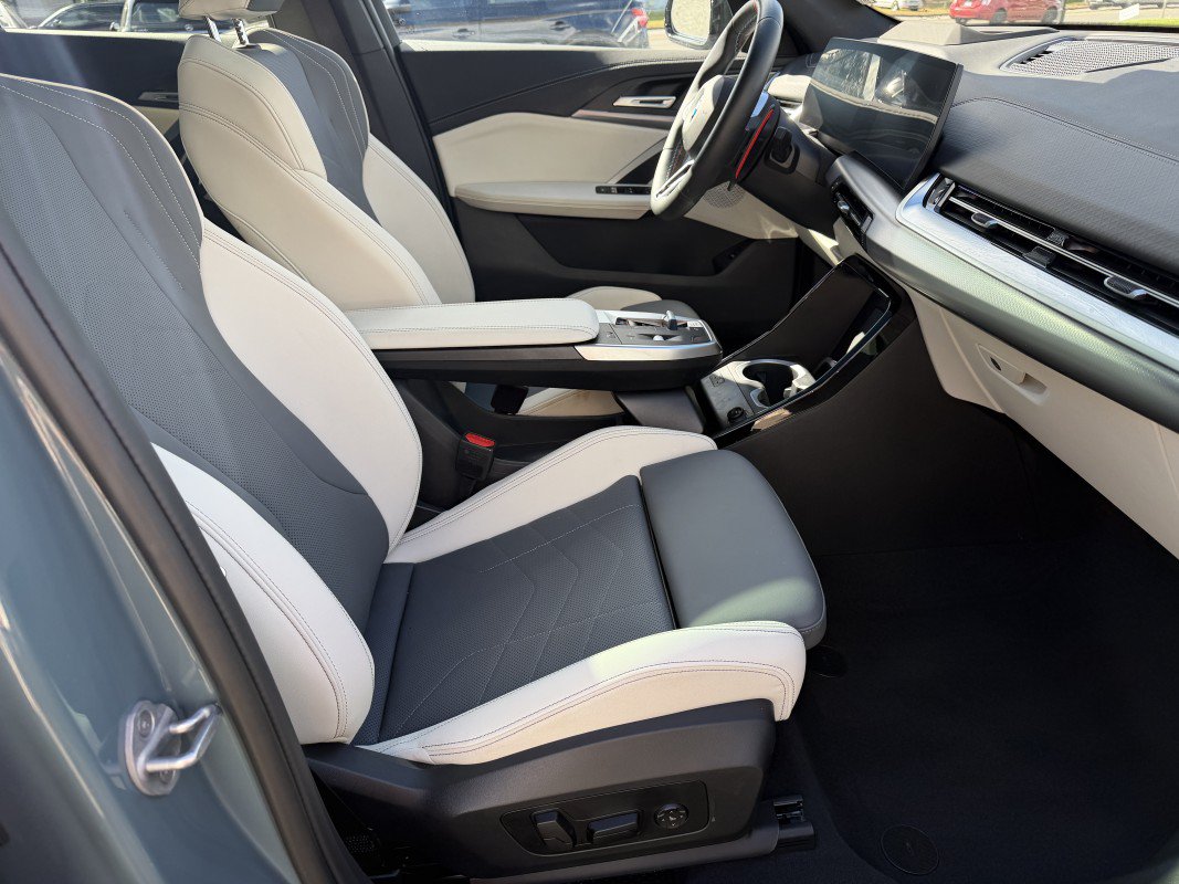 Used 2026 BMW X2 M35i AWD/4WD image 20