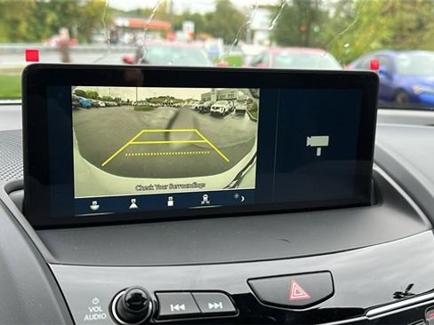 Used 2025 Acura RDX SH-AWD image 18