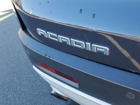 Used 2018 GMC Acadia SLT image 8