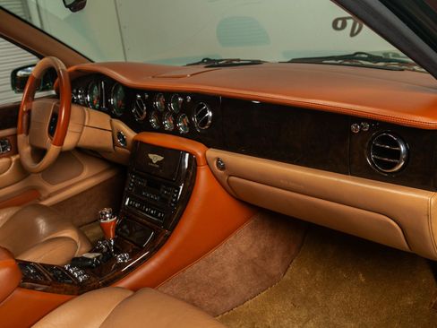 Used 2001 Bentley Arnage Red Label image 26