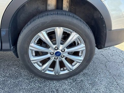Used 2017 Ford Escape Titanium AWD/4WD image 49