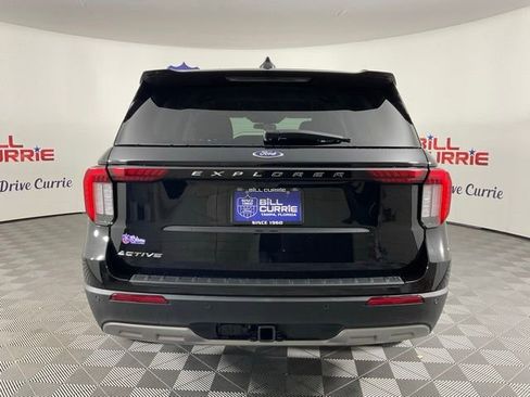 New 2025 Ford Explorer Active w/ Active Comfort Package image 4
