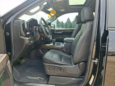 Used 2023 Chevrolet Silverado 1500 RST w/ Convenience Package II AWD/4WD image 16