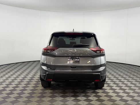 Used 2026 Nissan Rogue SV AWD/4WD image 7