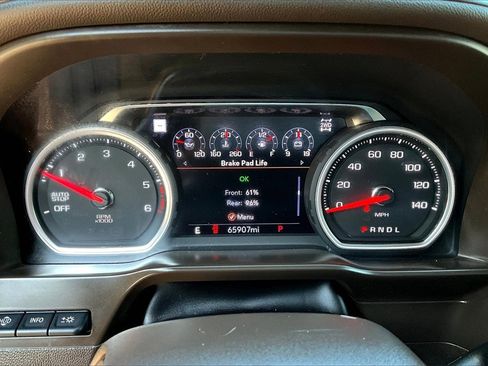 Certified 2021 Chevrolet Silverado 1500 LTZ w/ Technology Package image 13