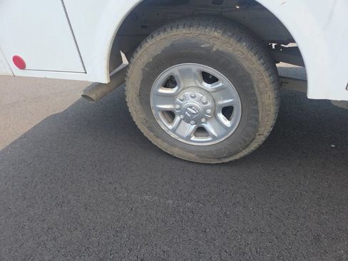 Used 2023 RAM 2500 Tradesman RWD image 29