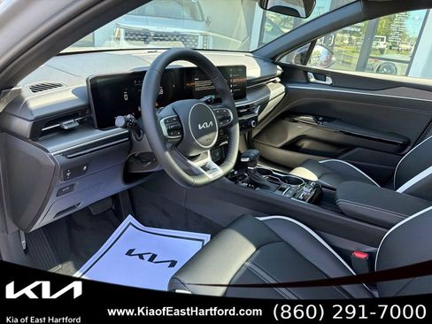 New 2027 Kia K5 GT-Line FWD image 32