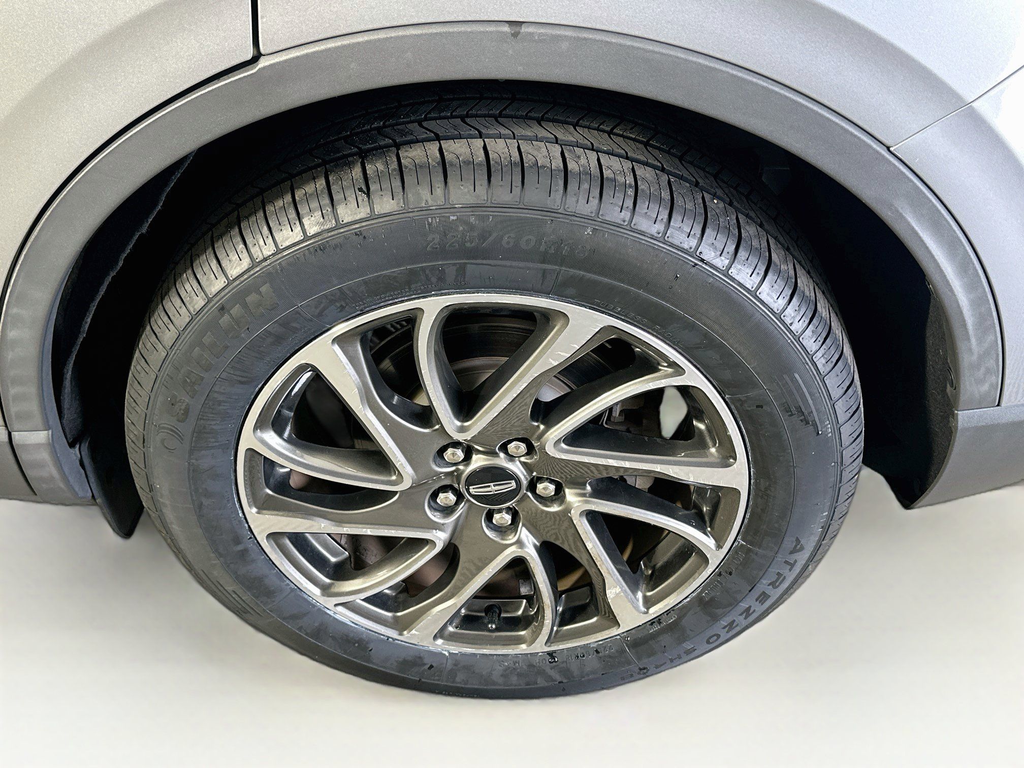 Used 2021 Lincoln Corsair FWD image 11
