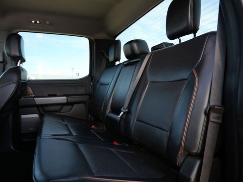 Certified 2025 Ford F250 Lariat w/ FX4 Off-Road Package image 14