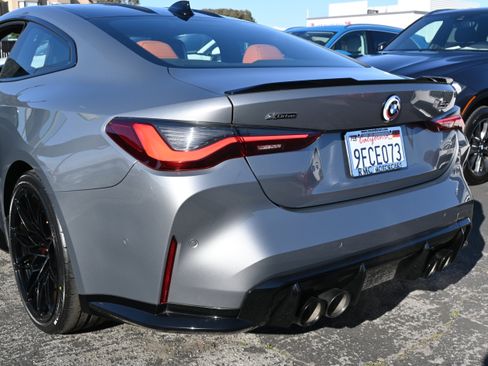 Used 2023 BMW M4 xDrive Competition w/ Executive Package image 19