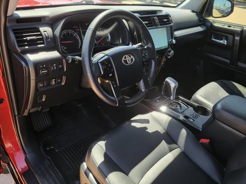 Used 2023 Toyota 4Runner TRD Off-Road Premium w/ Off Road Premium Plus Package AWD/4WD image 19